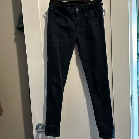 American eagle black jeans. Size 2 super stretch X - Picture 1 of 2